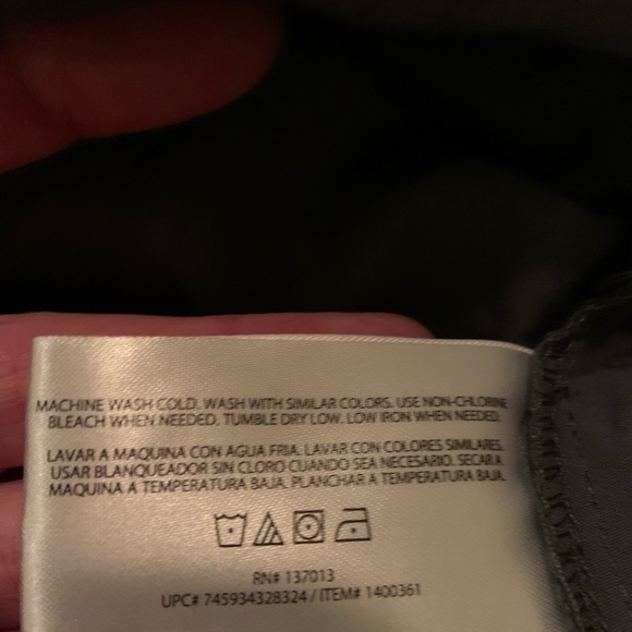 Orvis Skort Size XS Olive Green Embossed Slip On With Pockets Sports Travel NWOT - Picture 11 of 12